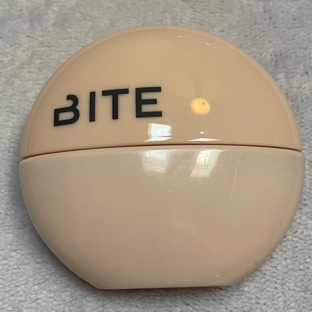 BITE Beauty Daycation Whipped Blush- Coconut Rum